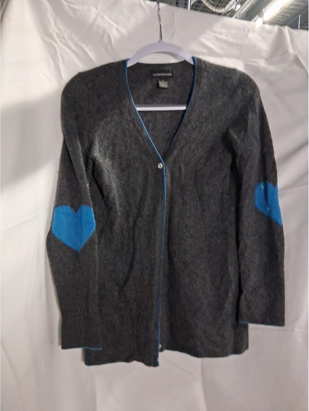 Sutton Studio Gray Cashmere Cardigan V-Neck Button-Up Blue Hearts Small O2